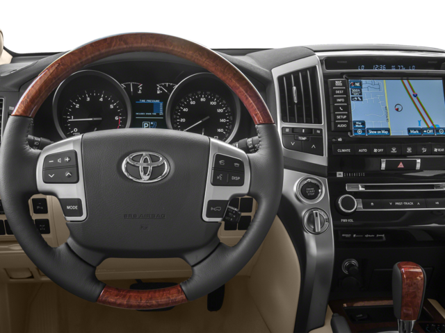 2015 Toyota Land Cruiser V8
